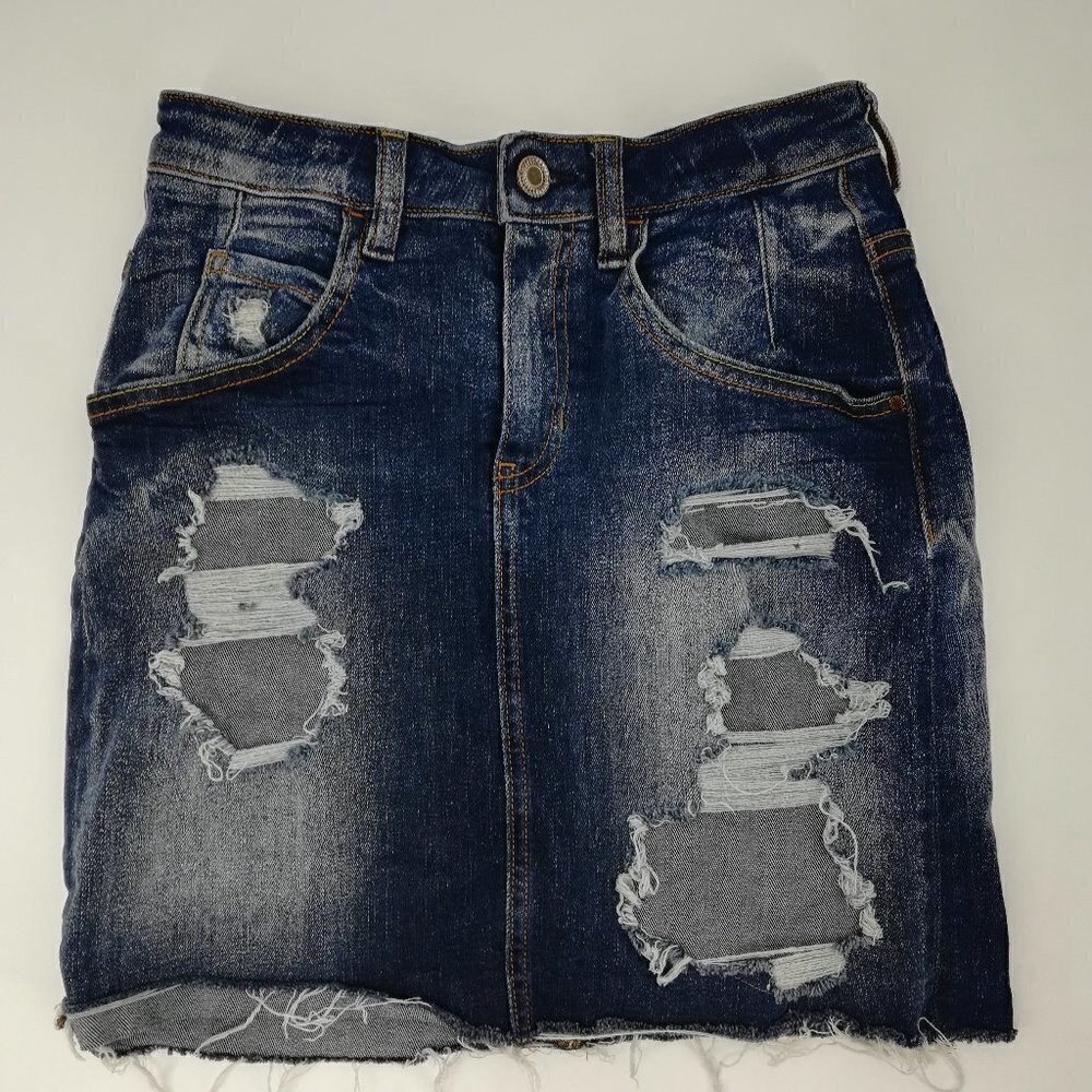 Guess Destroyed Pencil Jean Skirt Size 24